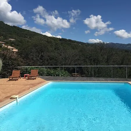 بيت للعطل T2 Dans Campagne Avec Piscine بورتو فيكشْيو